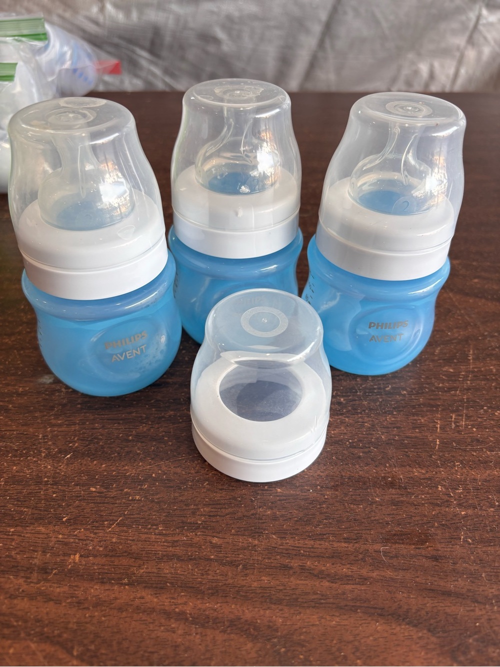 Blue Philips Avent 4 oz Baby Bottles with White Caps - Pack of 3